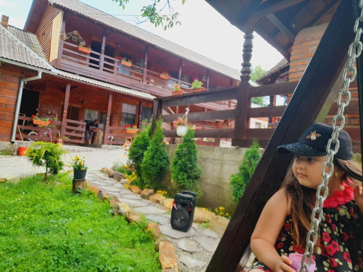 Casa De La Ferma Mariuca Villa Berbesti Dış mekan fotoğraf