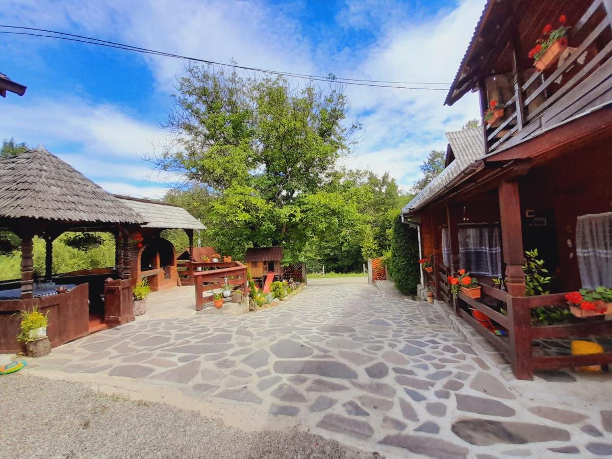 Casa De La Ferma Mariuca Villa Berbesti Dış mekan fotoğraf