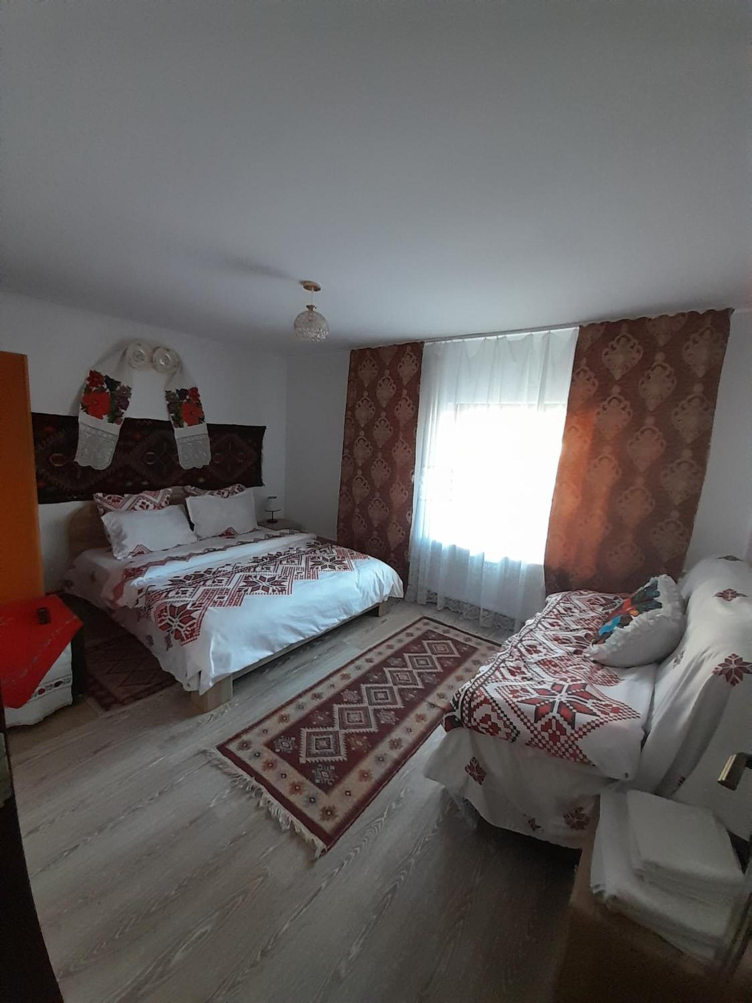 Casa De La Ferma Mariuca Villa Berbesti Oda fotoğraf